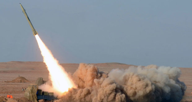 الجزائر: وزارة الدفاع تنشئ مركز أبحاث وتصنيع الصواريخ Missile-620x330