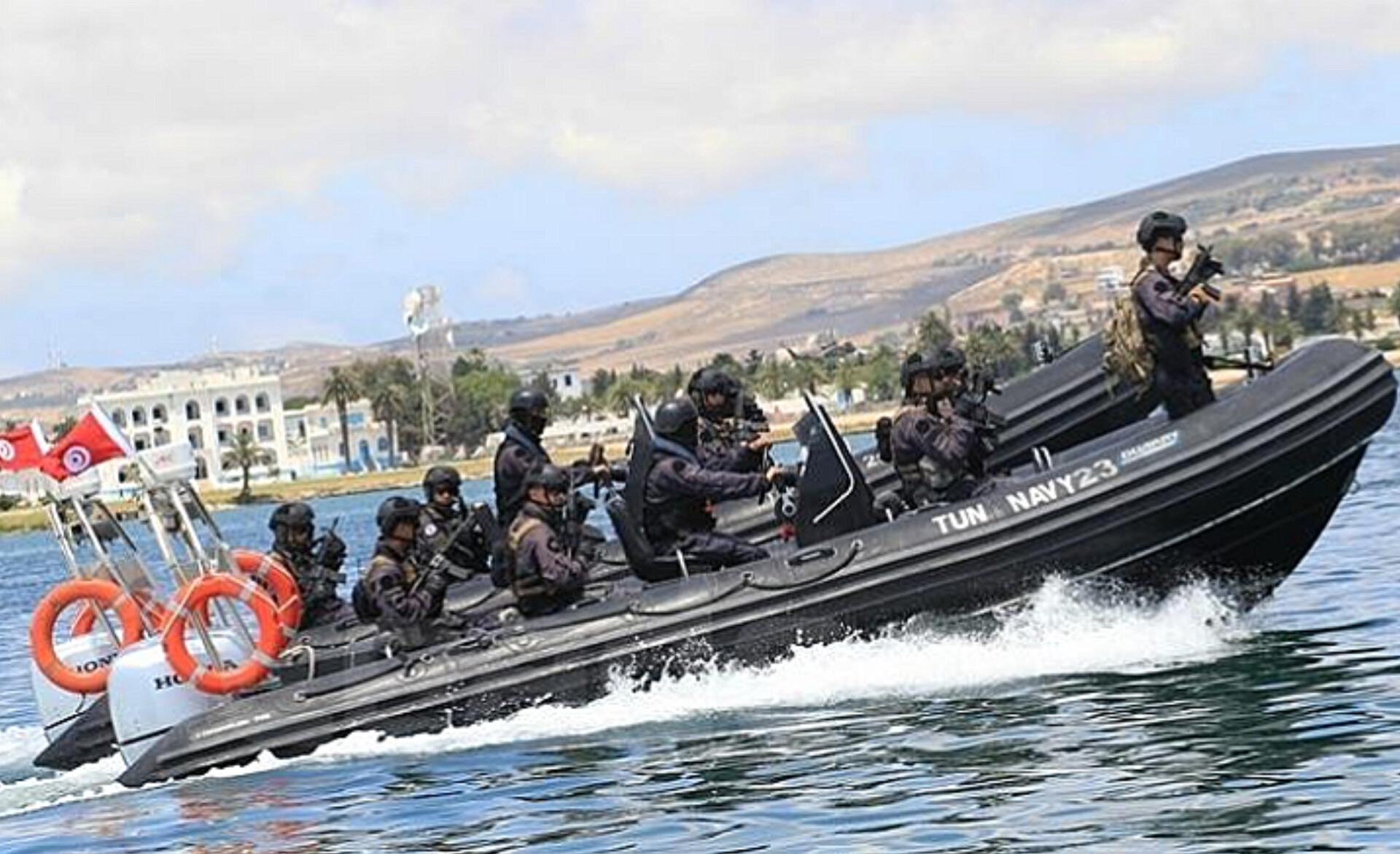 Les commandos marine, élite de la Marine nationale tunisienne MENADEFENSE